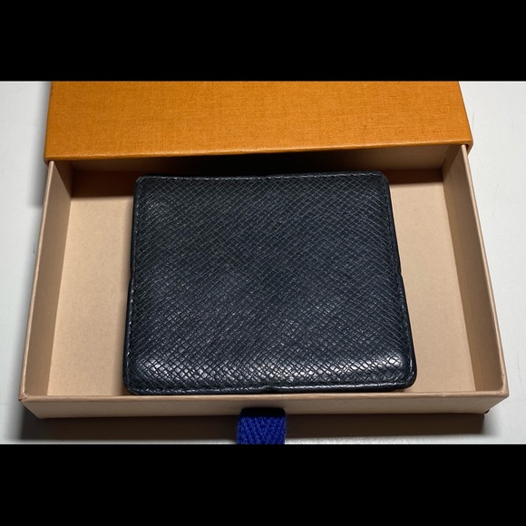 GENUINE LOUIS VUITTON Taiga Coin Case AUTHENTIC Made in France - Picture 14 of 14